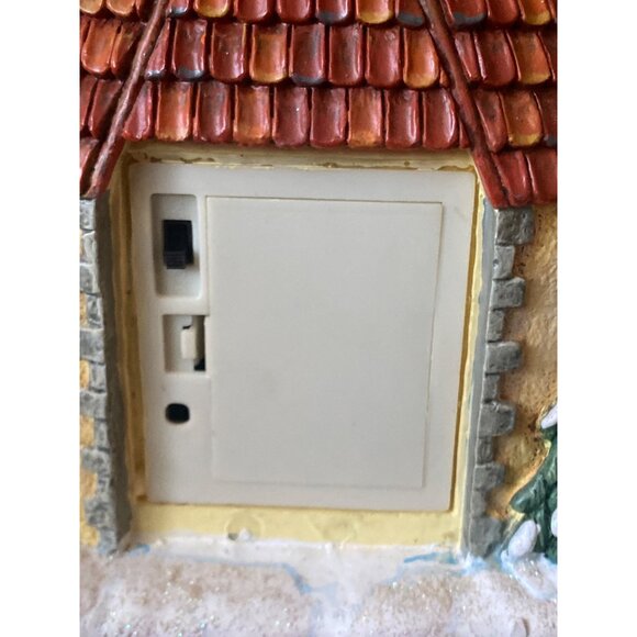 Hummel Goebel Caroling Chapel 2008 Lighted Musical Church - No Box - Picture 8 of 15